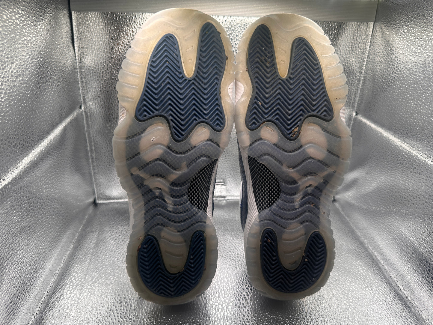 Jordan 11 Retro Low
Snake Navy (2019) (GS) | size 7