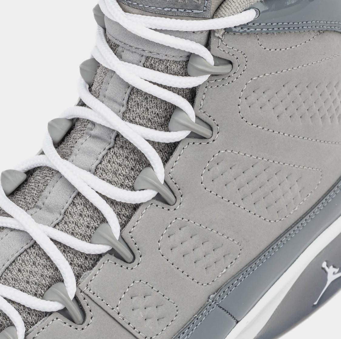 Jordan 9 Retro
Cool Grey (2025) M13