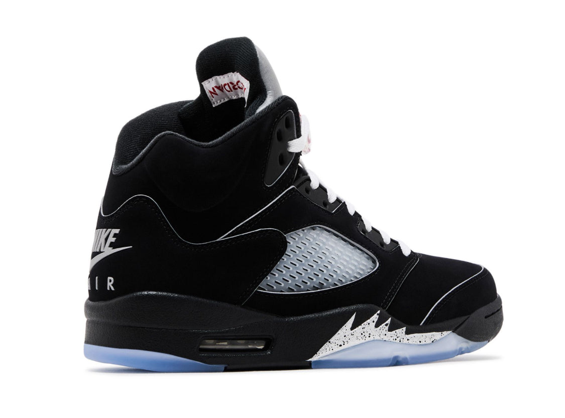 Jordan 5 Retro OG
Black Metallic Reimagined (GS) 5Y