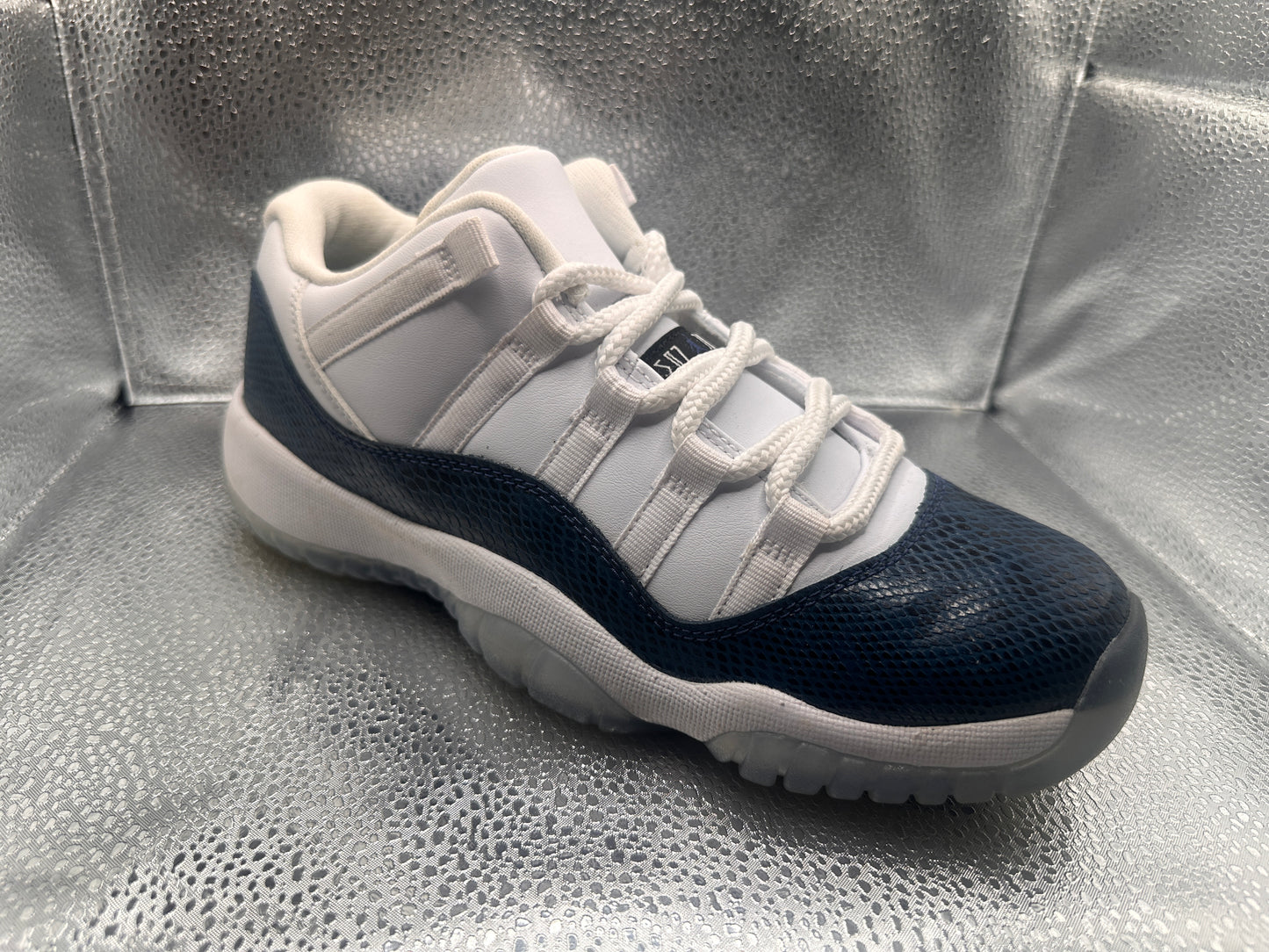 Jordan 11 Retro Low
Snake Navy (2019) (GS) | size 7