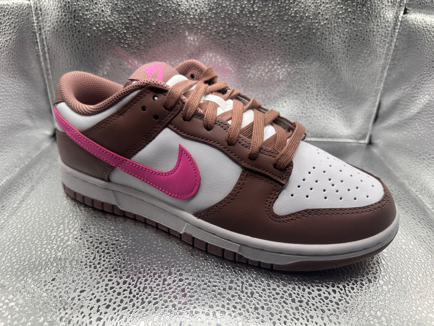 Nike Dunk Low
Smokey Mauve | size 7