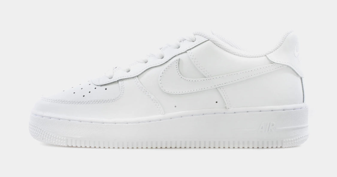Nike Air Force 1 Low LE
Triple White M8.0