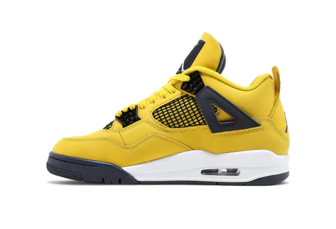 Jordan 4 Retro
Lightning (2021) M11